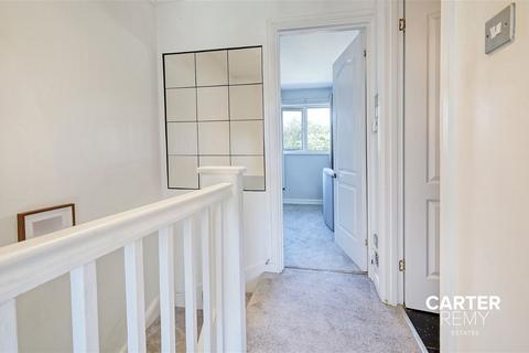46 Celedon Close, Grays, RM16 6PZ