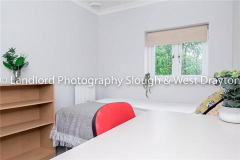 1 bedroom end of terrace house to rent, Broomfield, Guildford, Surrey, GU2