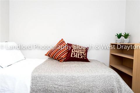 1 bedroom end of terrace house to rent, Broomfield, Guildford, Surrey, GU2