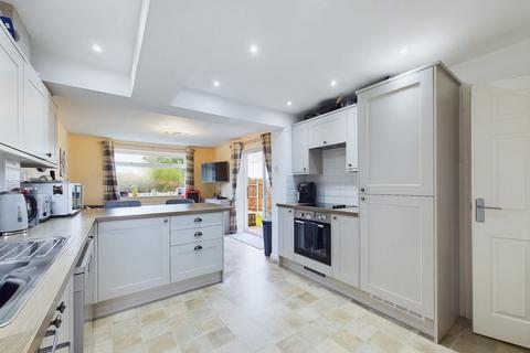 3 bedroom detached house for sale, 40 Eskdale Road, Whitby