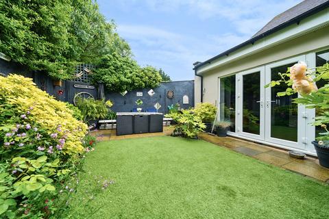 30 Lavender Road, Uxbridge, UB8 3PZ