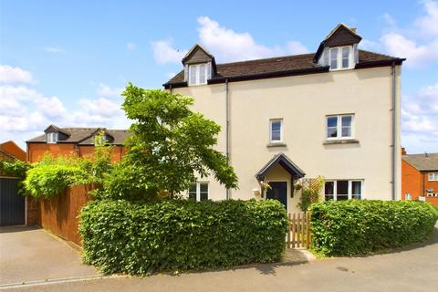 4 bedroom detached house for sale, Bradestones Way, Stonehouse, Gloucestershire, GL10