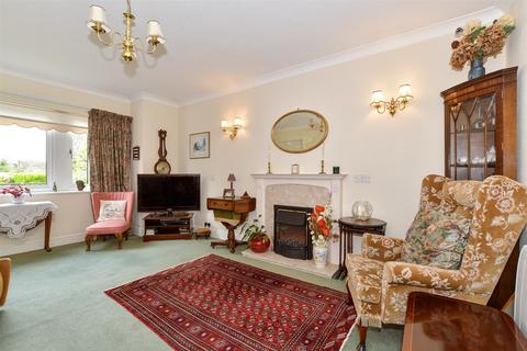 2 bedroom ground floor flat for sale, Alma Road, Reigate, Surrey