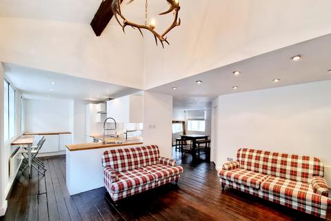 2 bedroom penthouse to rent, York Place, W Yorks LS1