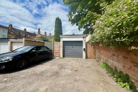 3 bedroom end of terrace house for sale, Lewis Lane, Cirencester, Gloucestershire, GL7