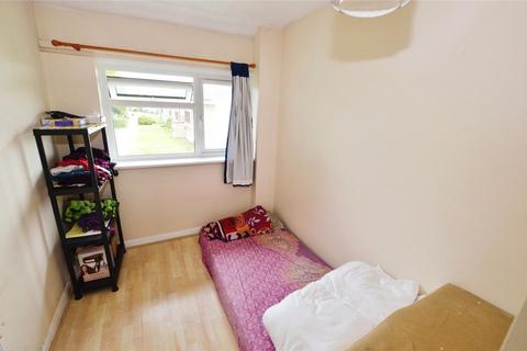 60 Woolmer Green, Basildon, SS15 5LW
