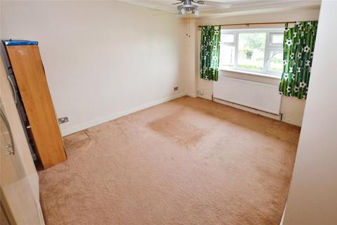 60 Woolmer Green, Basildon, SS15 5LW
