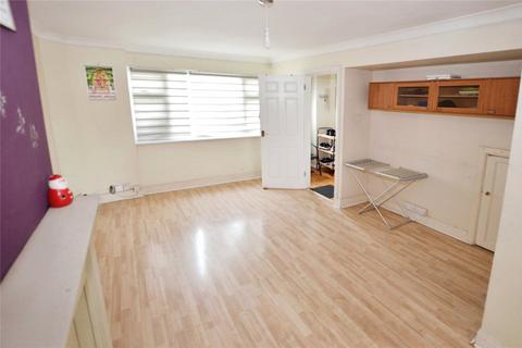 60 Woolmer Green, Basildon, SS15 5LW