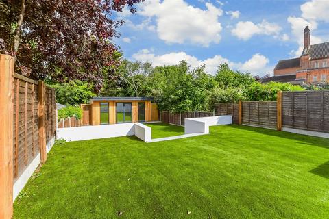 180 Erith Road, Bexleyheath, DA7 6HU