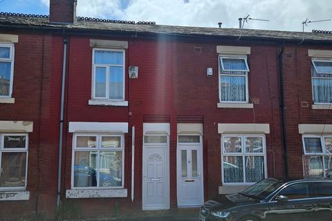 2 bedroom terraced house to rent, Manchester M14