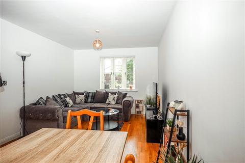 2 bedroom ground floor flat for sale, Avian Avenue, Curo Park, St. Albans, Hertfordshire