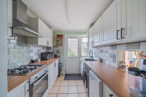 3 bedroom semi-detached house to rent, Stanford Way, Broadbridge Heath, Horsham, West Sussex