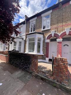 3 bedroom terraced house to rent, Hawthorn Road, London