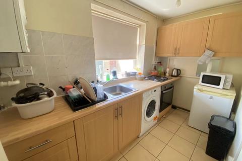 2 bedroom flat to rent, Underwood Close, Edgbaston B15