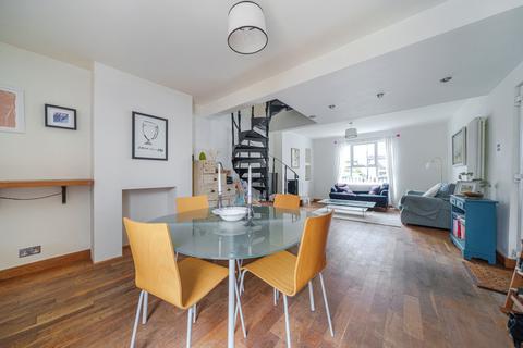 2 bedroom end of terrace house for sale, Bedford Road, Ealing, London