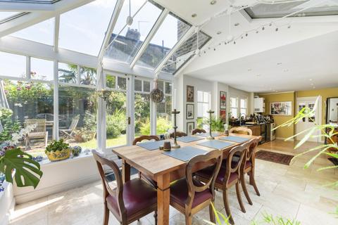40 Allerton Road, London, N16 5UF