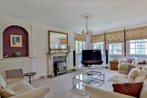 5 bedroom apartment for sale, 8a Beechwood Avenue