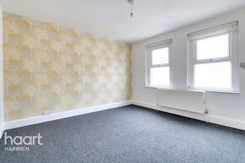 2 bedroom end of terrace house for sale, Hordle Place, Harwich