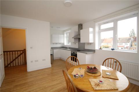 3 bedroom apartment to rent, Headcorn Road, Thornton Heath, CR7
