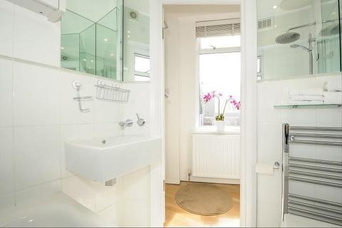 2 bedroom flat to rent, Banff House, Glenmore Road, Belsize Park, London, NW3