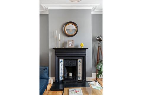 91 Richmond Road, Leytonstone, London, E11 4BT