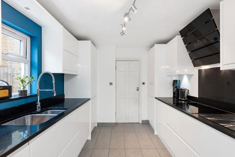 91 Richmond Road, Leytonstone, London, E11 4BT