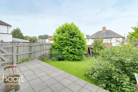 3 bedroom semi-detached house for sale, Colney Hatch Lane, London