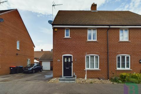 3 bedroom semi-detached house for sale, Drayhorse Crescent, Milton Keynes MK17