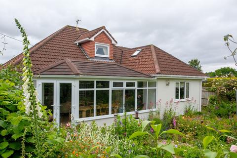 3 bedroom detached bungalow for sale, Sandmead Road, Sandford