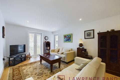 2 bedroom terraced house for sale, 150 Field End Road, Pinner, HA5