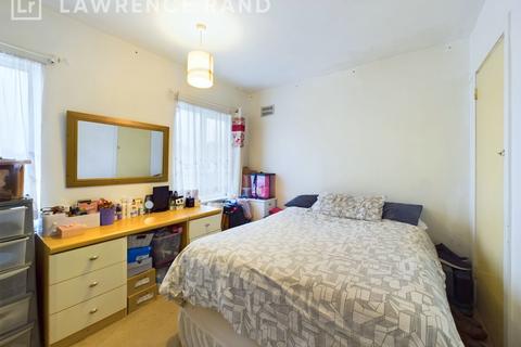 2 bedroom maisonette for sale, Northdown Close, Ruislip, HA4