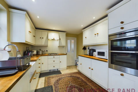 4 Beech Avenue, Ruislip, HA4 8UQ