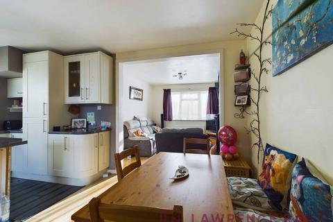 617 Field End Road, Ruislip, HA4 0RF