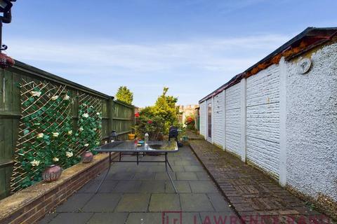 617 Field End Road, Ruislip, HA4 0RF