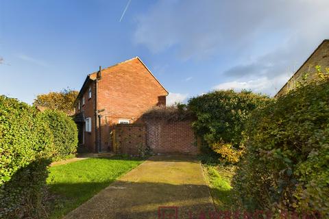 31 Heathway, Iver, SL0 0BX