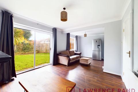 31 Heathway, Iver, SL0 0BX