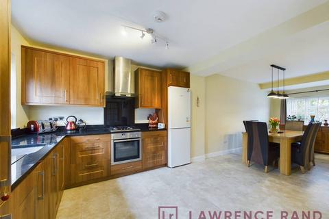 54 Acacia Avenue, Ruislip, HA4 8RG