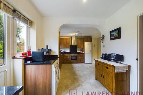 54 Acacia Avenue, Ruislip, HA4 8RG
