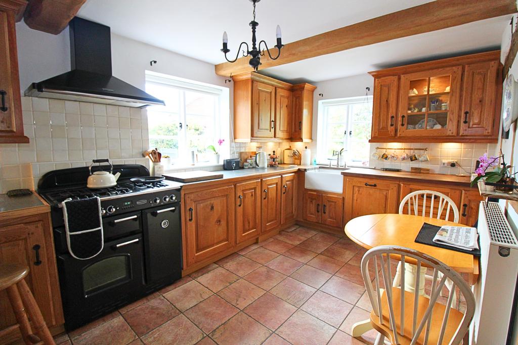 Blacksmiths Lane, Cropthorne WR10 3 bed semidetached house for sale