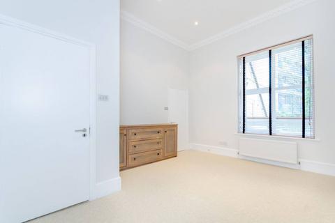 2 bedroom flat to rent, Ormonde Terrace, St John's Wood, London, NW8