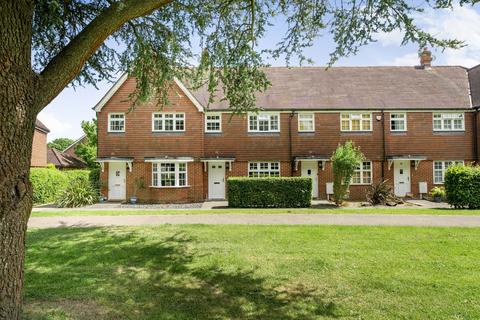 33 Chapel Walk, Coulsdon, CR5 1NZ
