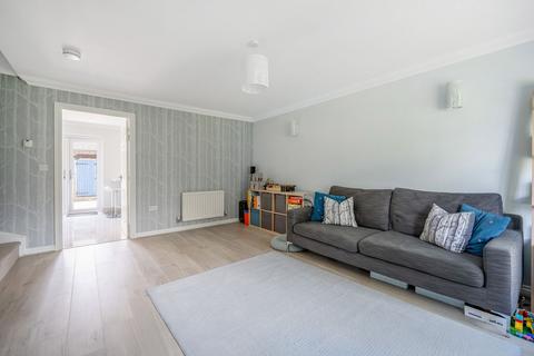 33 Chapel Walk, Coulsdon, CR5 1NZ