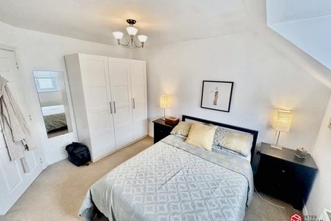 2 bedroom coach house for sale, Llanharan, Pontyclun CF72
