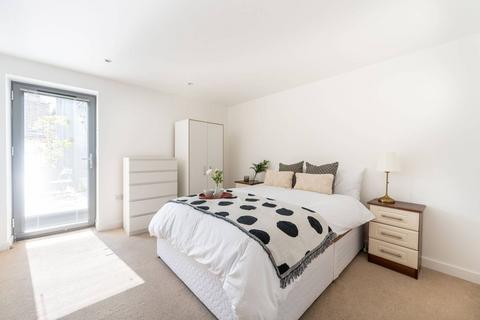 2 bedroom flat for sale, Hawthorne Road, Willesden Green, London, NW10