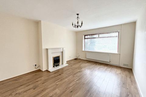 3 bedroom semi-detached bungalow to rent, Worsley, Manchester M28