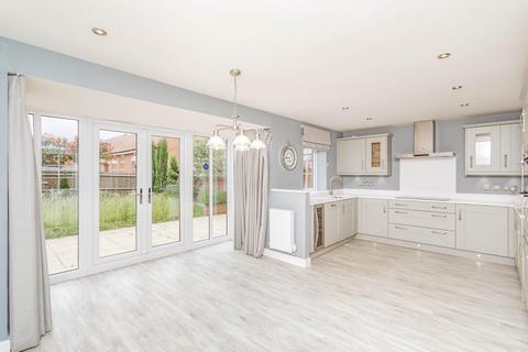5 Arundel Drive, Grantham, NG31 8WN