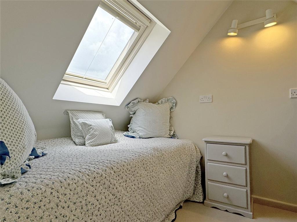 Single Bedroom