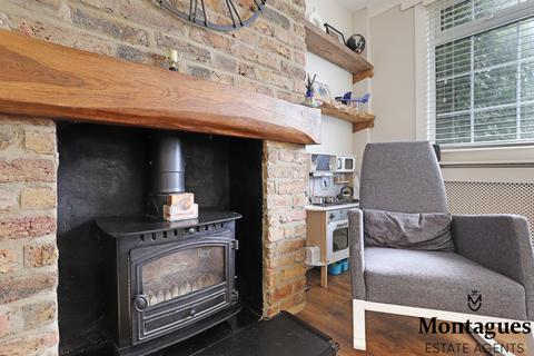 27 Sunnyside Road, Epping, CM16 4JW
