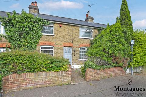 27 Sunnyside Road, Epping, CM16 4JW