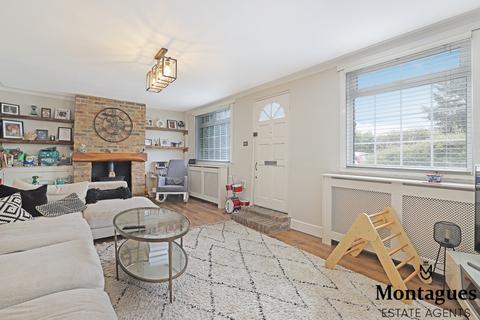 27 Sunnyside Road, Epping, CM16 4JW